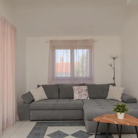 Dubravka * 트로기르