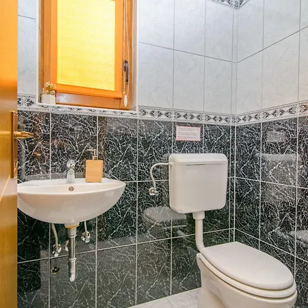 Dubravka Τρογκίρ