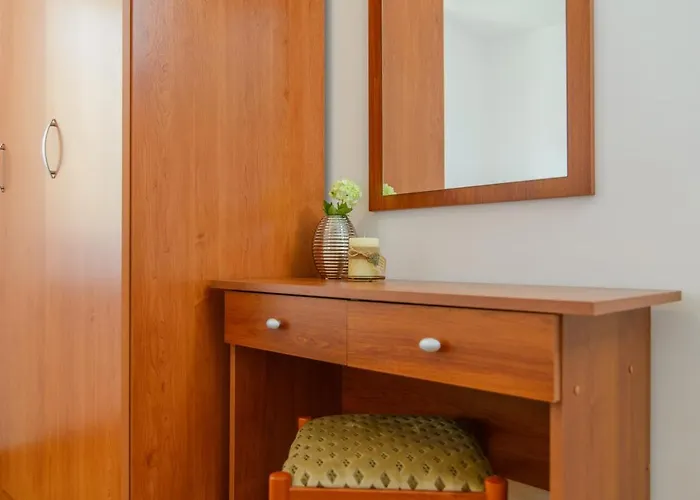 Dubravka 트로기르