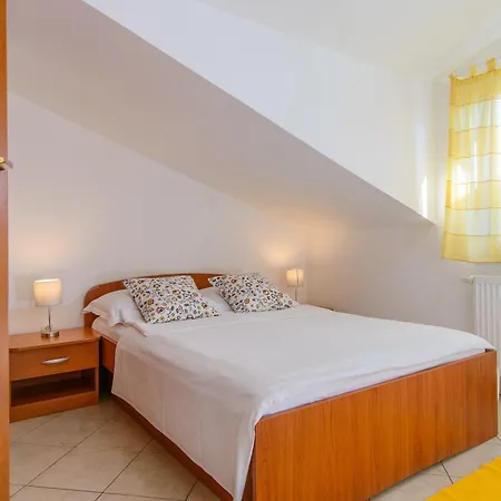 Dubravka Apartment *
